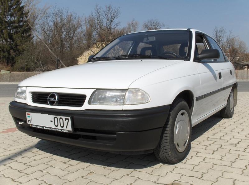 F astra sedan 14 kiv ll n paut Opel Astra 1991 Totalcar aut s 
