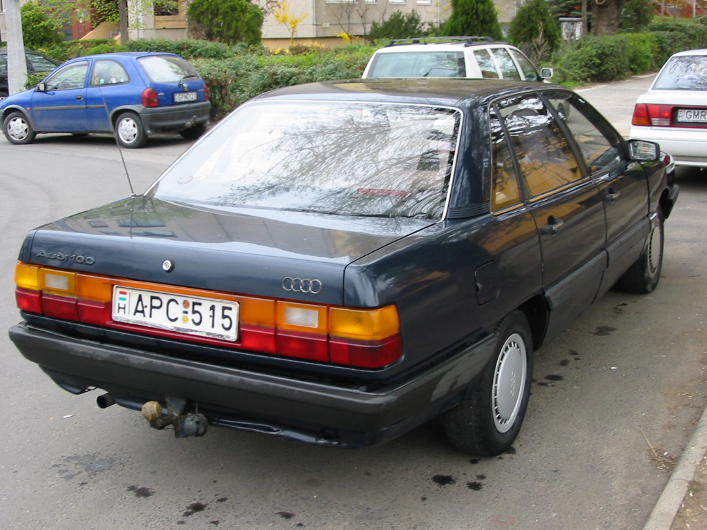 Audi, a mi autónk - Audi 100 1982 - Totalcar autós népítélet