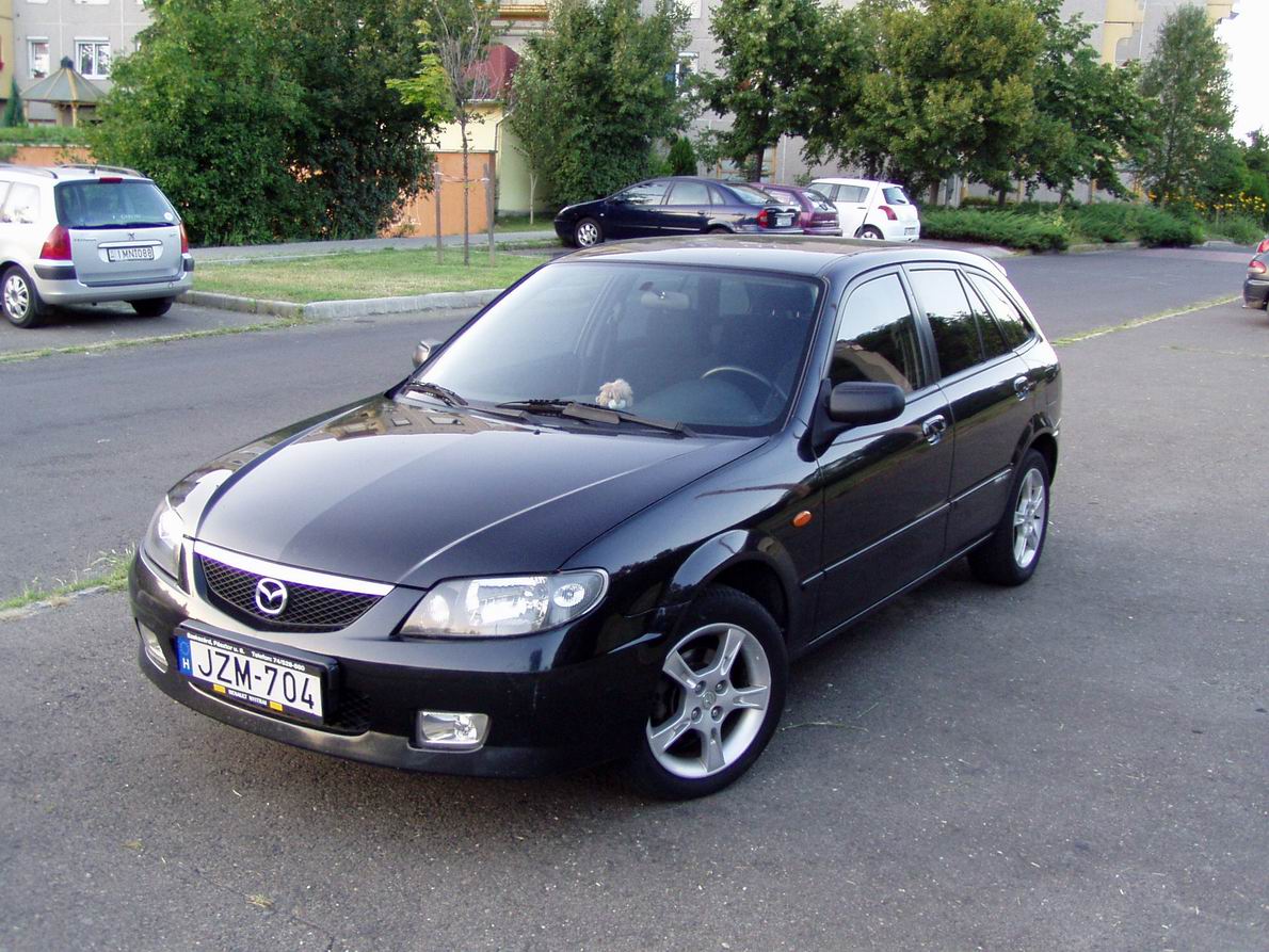 Mazda 323f vi